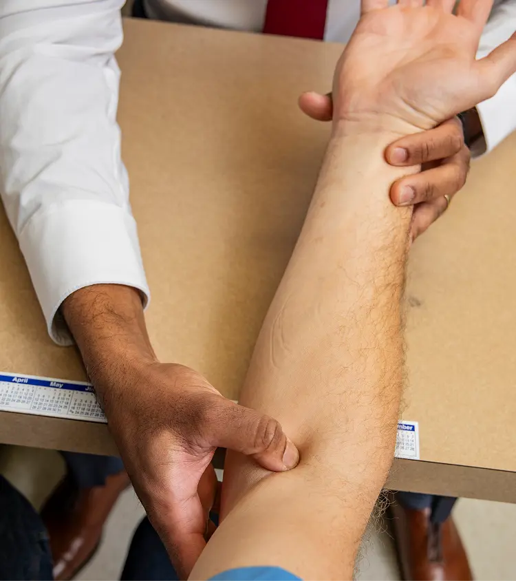 Best surgeon Biceps Tendon Dr Abeye OK Best surgeon Biceps Tendon Dr Abeye OK
